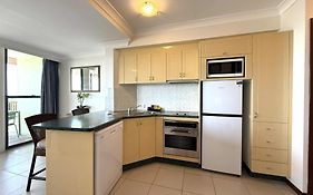 At Water'S Edge Resort